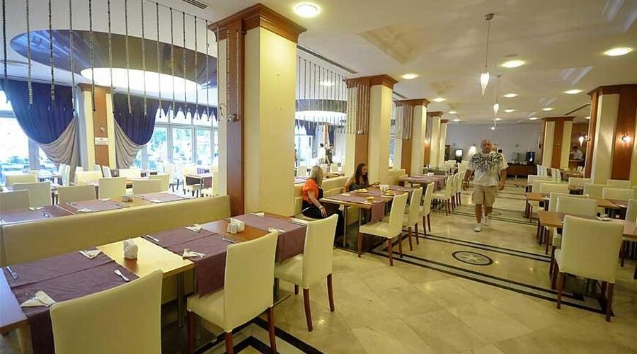 Pineta Park Deluxe Hotel 4*