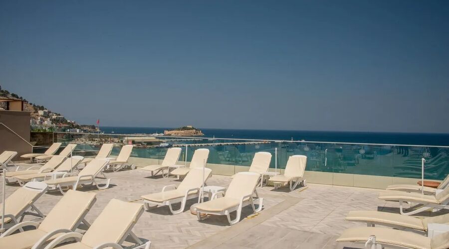 Derici Hotel  4*