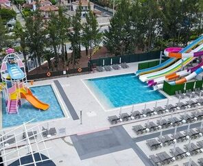 Ramada Hotel & Suites By Wyndham Kuşadası 4*