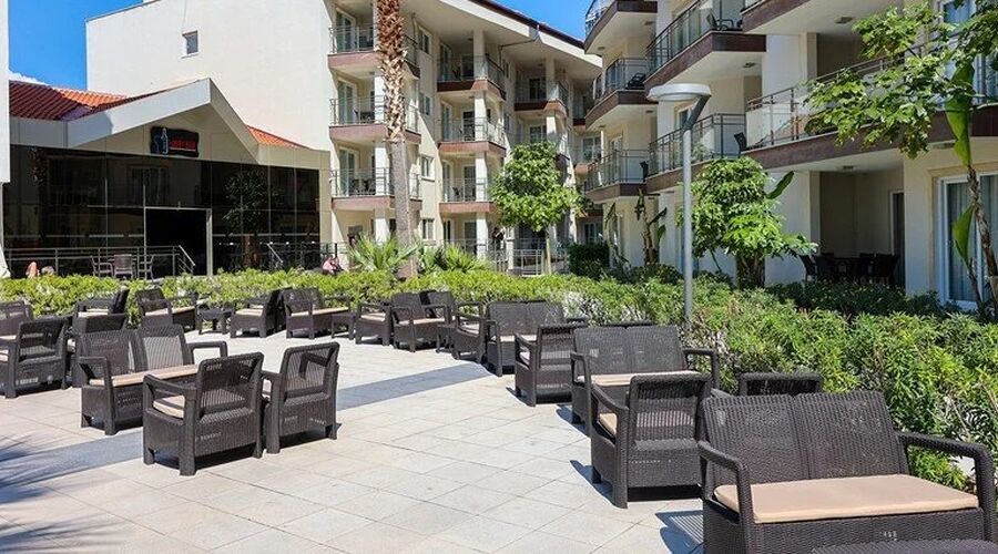 Ramada Hotel & Suites By Wyndham Kuşadası 4*