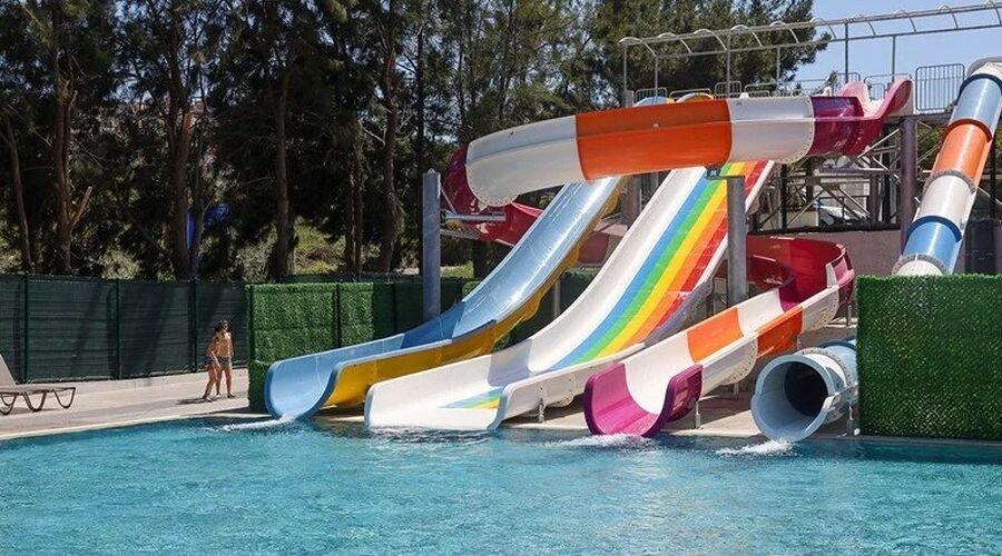 Ramada Hotel & Suites By Wyndham Kuşadası 4*