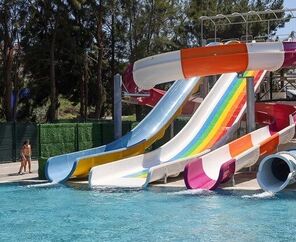 Ramada Hotel & Suites By Wyndham Kuşadası 4*