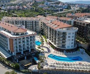Ramada Hotel & Suites By Wyndham Kuşadası 4*