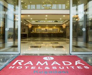 Ramada Hotel & Suites By Wyndham Kuşadası 4*