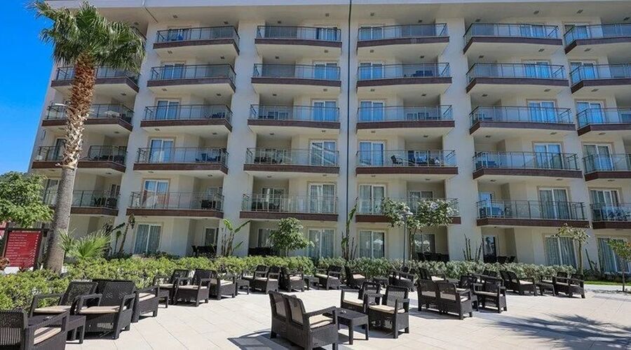 Ramada Hotel & Suites By Wyndham Kuşadası 4*