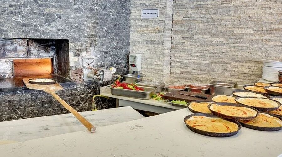 Ramada Hotel & Suites By Wyndham Kuşadası 4*