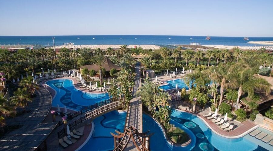 Royal Dragon Hotel 5*