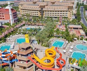 Royal Dragon Hotel 5*