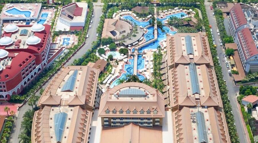 Royal Dragon Hotel 5*