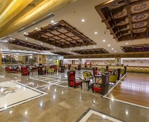 Royal Dragon Hotel 5*