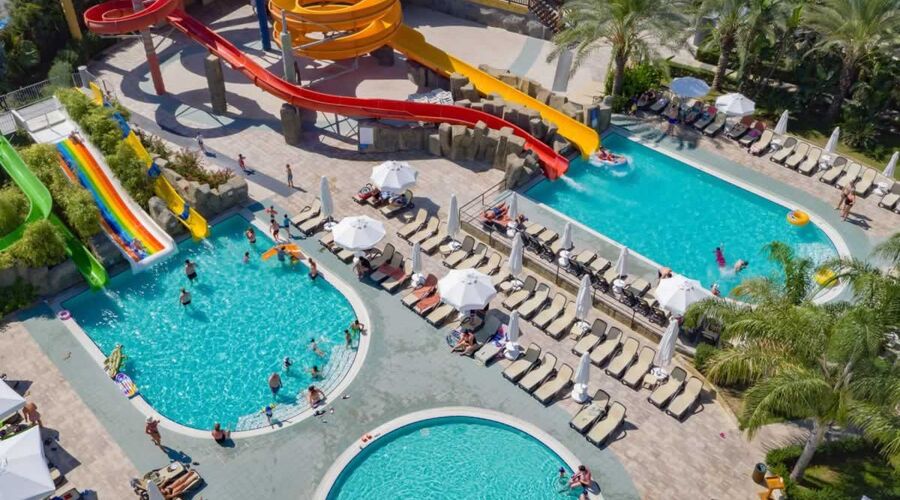 Royal Dragon Hotel 5*