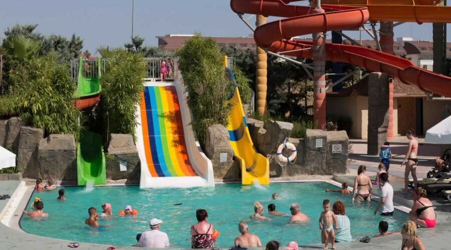 Royal Dragon Hotel 5*