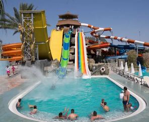 Royal Dragon Hotel 5*