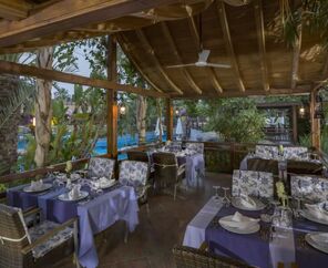 Royal Dragon Hotel 5*