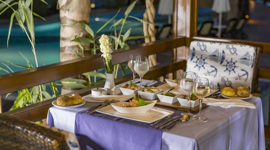 Royal Dragon Hotel 5*