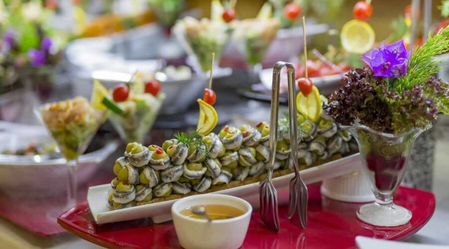 Royal Dragon Hotel 5*