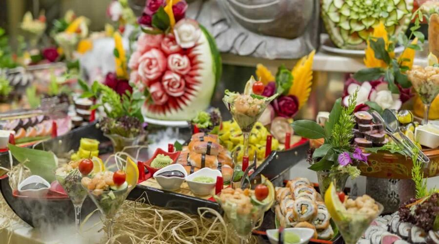 Royal Dragon Hotel 5*