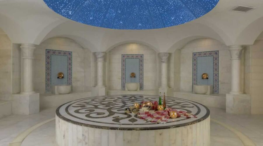 Royal Dragon Hotel 5*