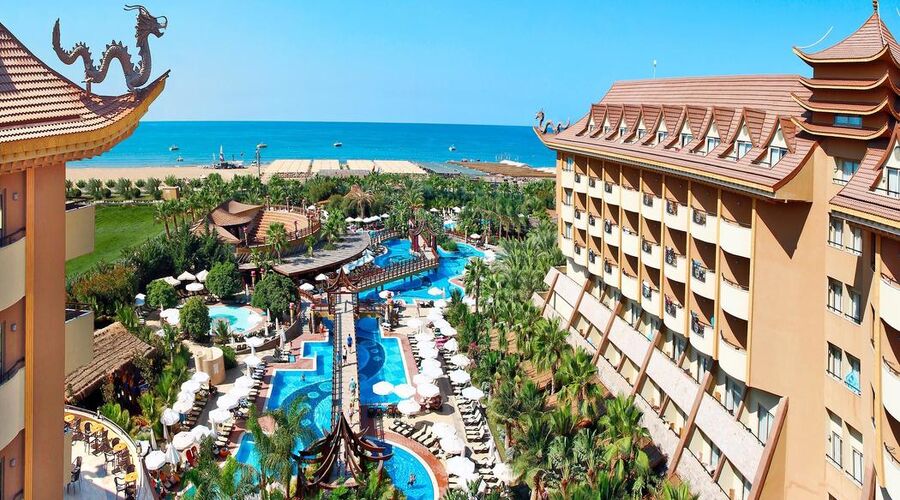 Royal Dragon Hotel 5*