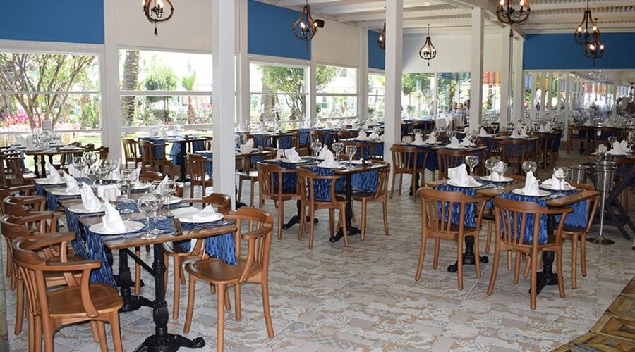 Crystal Admiral Resort Suites & Spa 5*