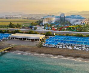 Crystal Admiral Resort Suites & Spa 5*