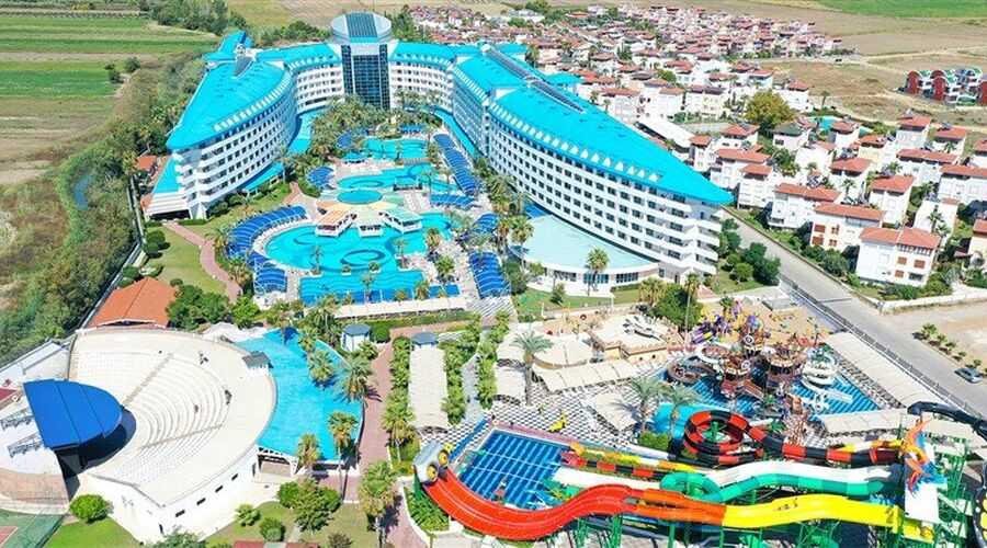 Crystal Admiral Resort Suites & Spa 5*