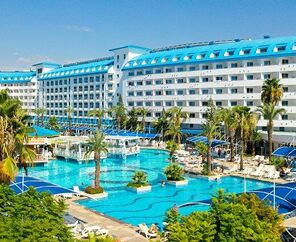 Crystal Admiral Resort Suites & Spa 5*