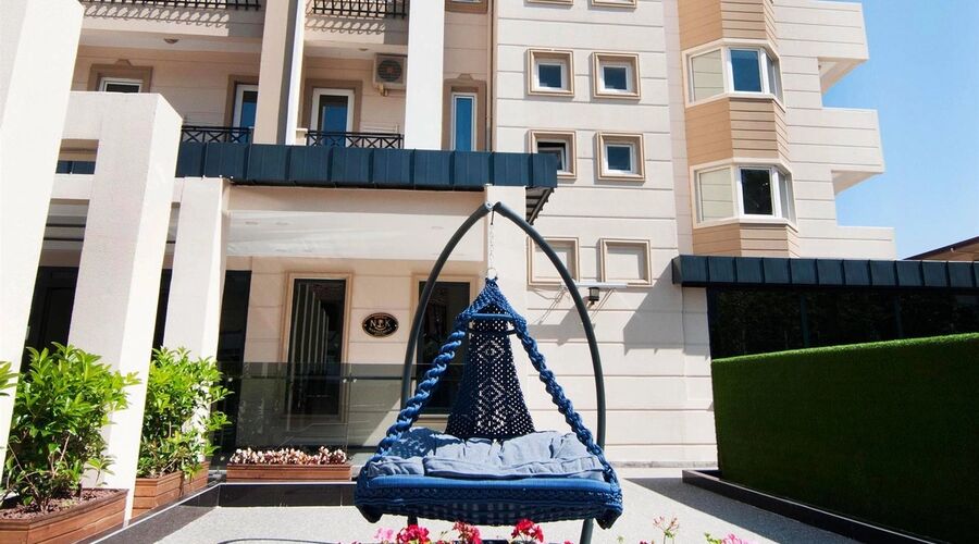 CRYSTAL LAND OF PARADISE 5*