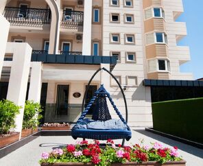 CRYSTAL LAND OF PARADISE 5*