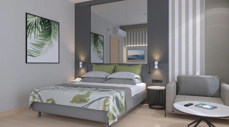 CRYSTAL LAND OF PARADISE 5*