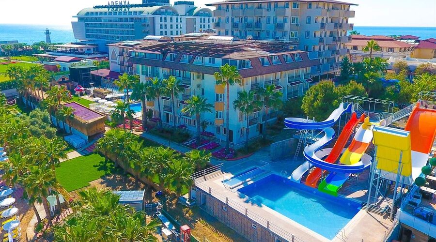 CRYSTAL LAND OF PARADISE 5*