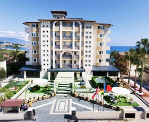 CRYSTAL LAND OF PARADISE 5*