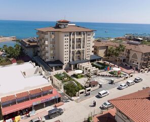 CRYSTAL LAND OF PARADISE 5*