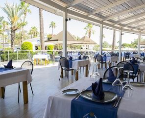 Euphoria Palm Beach Resort  5*