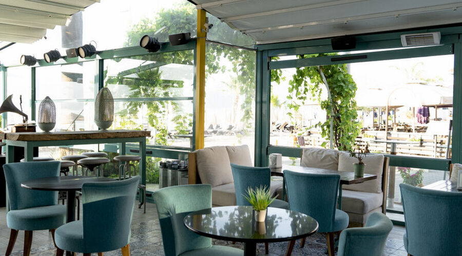 Honeymoon Beach Hotel  3*