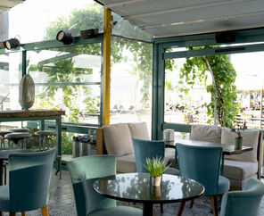 Honeymoon Beach Hotel  3*