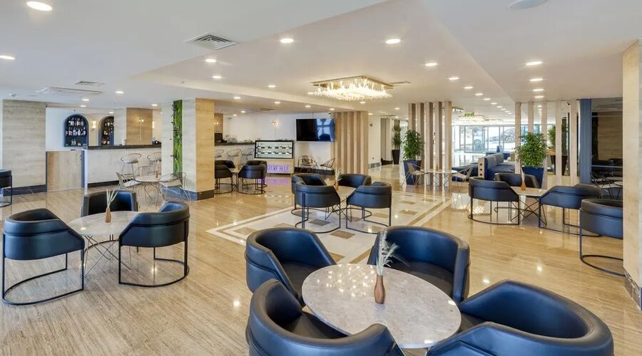 Signature Blue Resort  5*