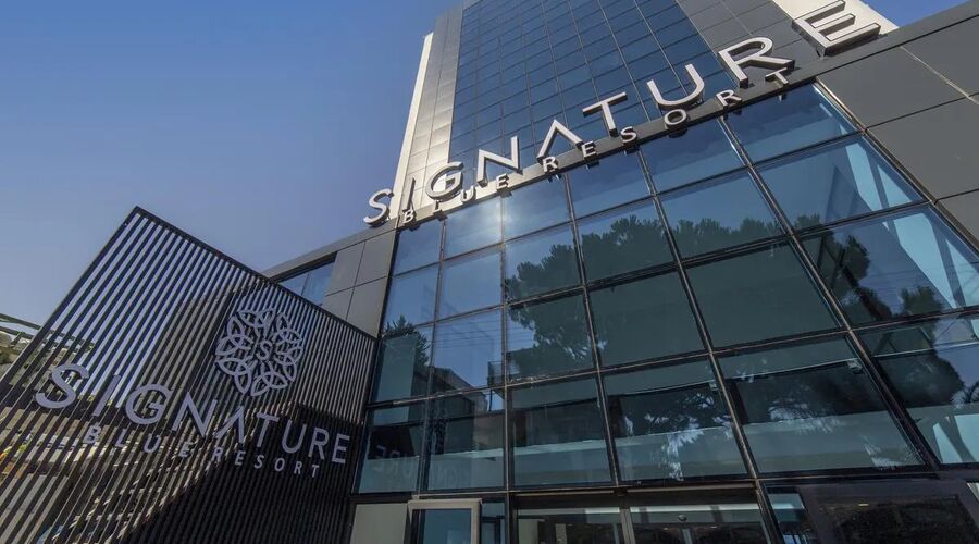 Signature Blue Resort  5*