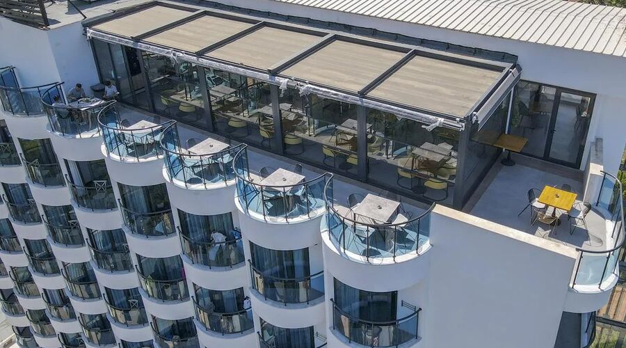 Signature Blue Resort  5*