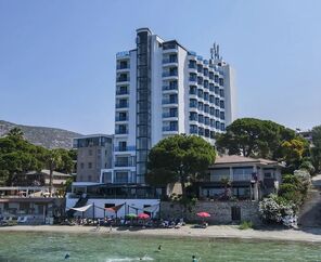 Signature Blue Resort  5*