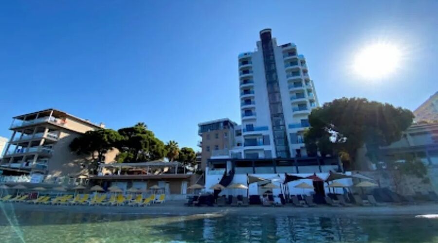 Signature Blue Resort  5*