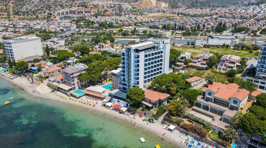 Signature Blue Resort  5*