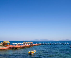 Le Bleu Hotel & Resort  5*