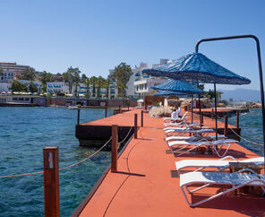 Le Bleu Hotel & Resort  5*