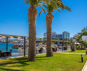 Le Bleu Hotel & Resort  5*