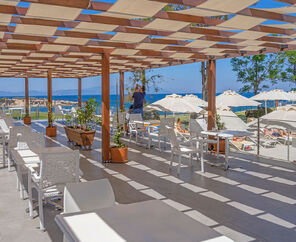 Le Bleu Hotel & Resort  5*