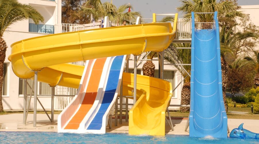 Le Bleu Hotel & Resort  5*