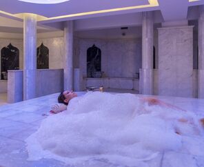 Le Bleu Hotel & Resort  5*
