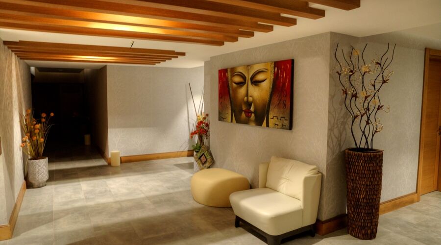 Le Bleu Hotel & Resort  5*
