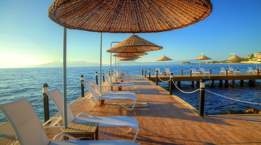 Le Bleu Hotel & Resort  5*